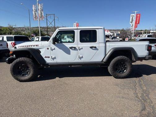 Bright White Clearcoat 2021 Jeep Gladiator Mojave 4x4