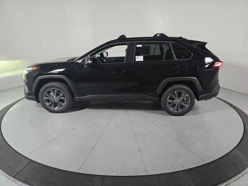 2025 Toyota RAV4 Hybrid XLE Premium