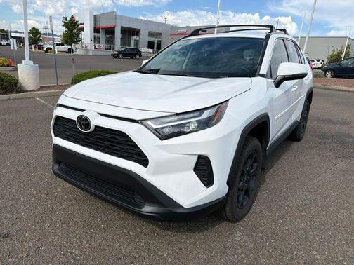 Ice Cap 2023 Toyota RAV4 XLE
