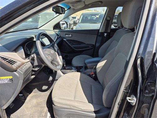 2018 Hyundai SANTA FE SE