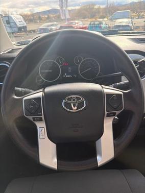 2017 Toyota Tundra SR5