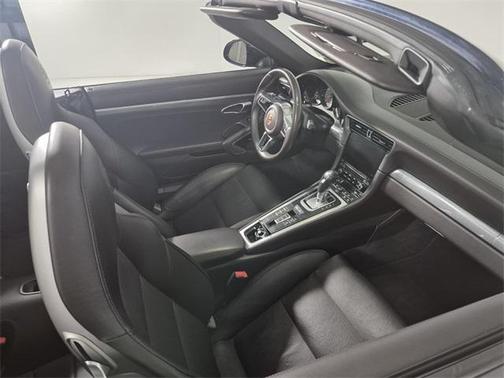 2019 Porsche 911 Carrera S