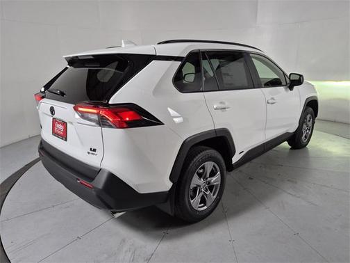 2025 Toyota RAV4 Hybrid LE