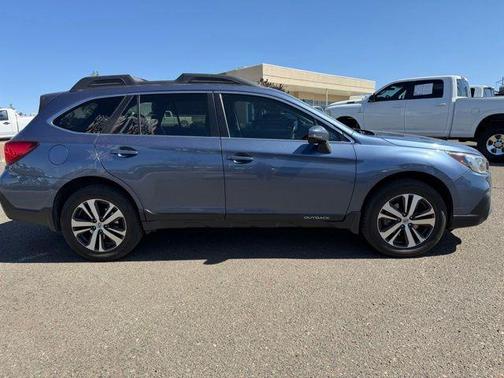 Twilight Blue Metallic 2018 Subaru Outback 3.6R Limited