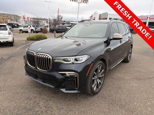 2022 BMW X7 M50i