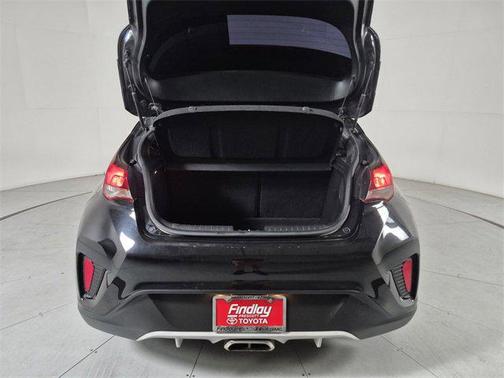 2020 Hyundai Veloster 2