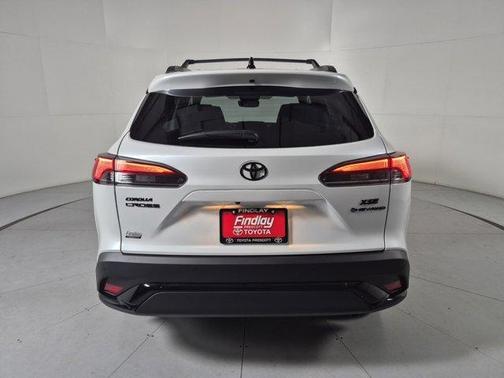 2025 Toyota Corolla Hybrid SE