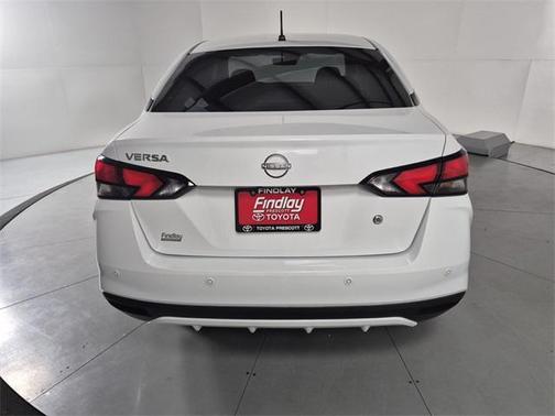 2023 Nissan Versa 1.6 S