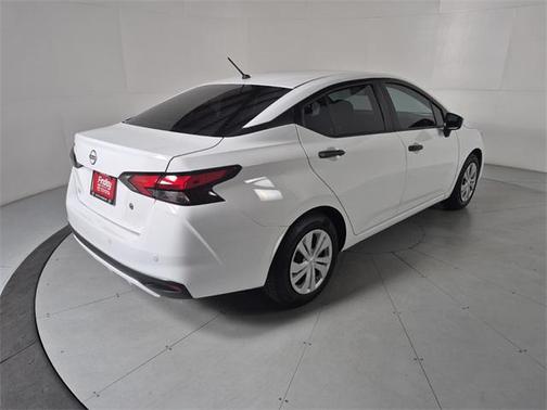 2023 Nissan Versa 1.6 S