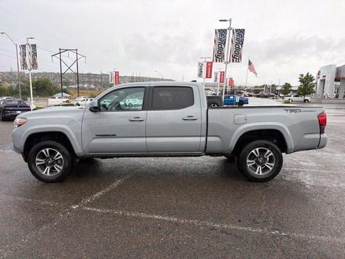Super White 2019 Toyota Tacoma TRD Sport