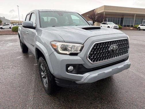 Super White 2019 Toyota Tacoma TRD Sport