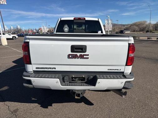 2016 GMC Sierra 2500 Denali
