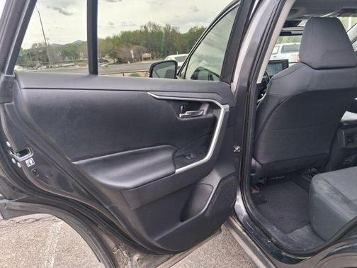 Magnetic Gray Metallic 2019 Toyota RAV4 XLE