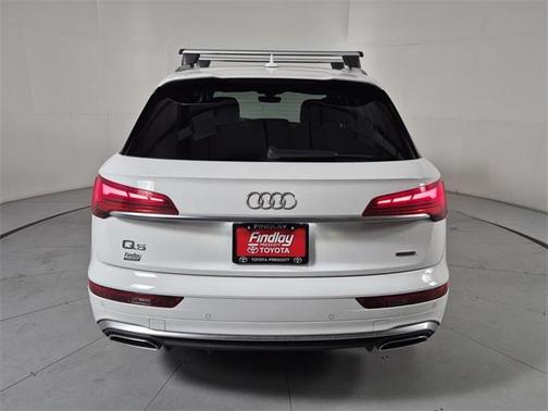 2022 Audi Q5 45 S line Premium Plus