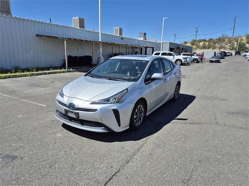 2019 Toyota Prius XLE