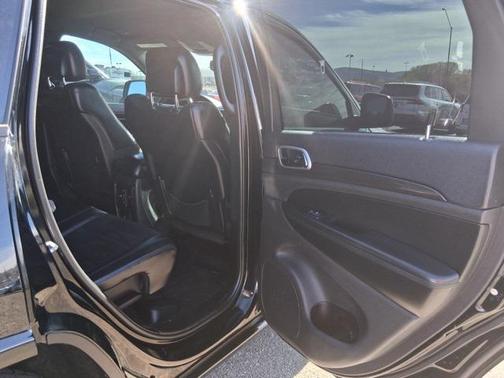 2017 Jeep Grand Cherokee Altitude