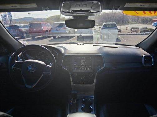 2017 Jeep Grand Cherokee Altitude