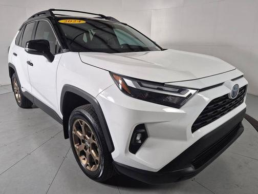 Wind Chill Pearl/Midnight Black Metallic 2024 Toyota RAV4 Hybrid Woodland Edition