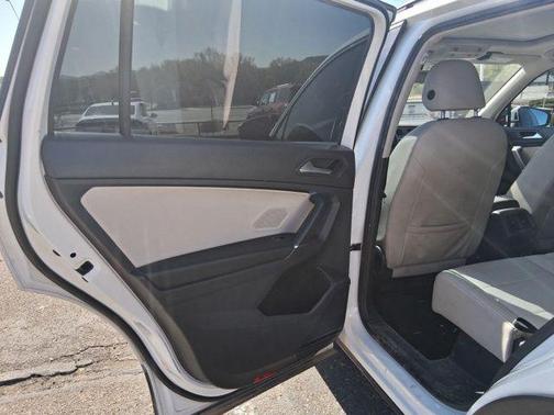 2020 Volkswagen Tiguan 2.0T SE