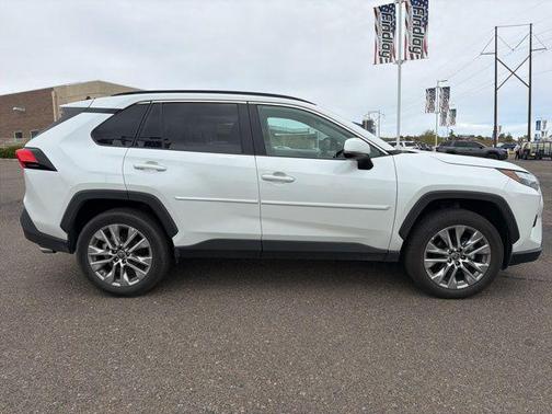 Wind Chill Pearl 2025 Toyota RAV4 XLE Premium