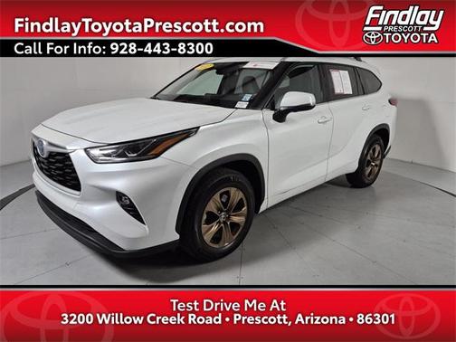 2022 Toyota Highlander Hybrid XLE