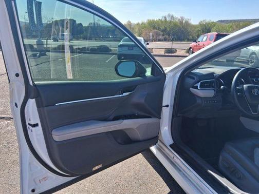 2018 Toyota Camry XLE