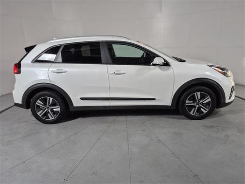 2022 Kia Niro Plug-In Hybrid EX