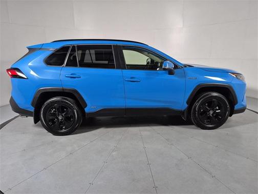 2019 Toyota RAV4 Hybrid LE