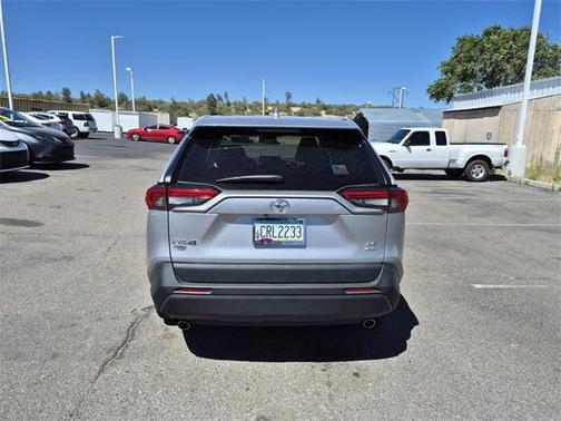 2022 Toyota RAV4 LE