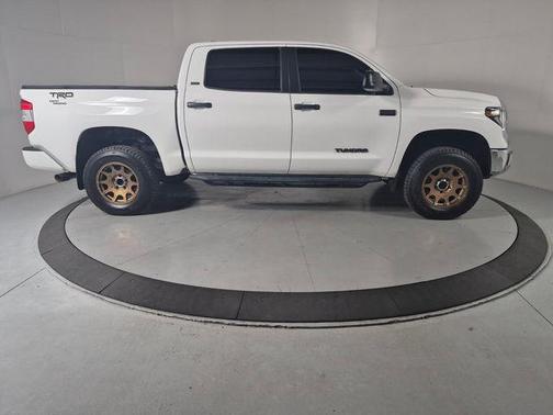 2020 Toyota Tundra SR5