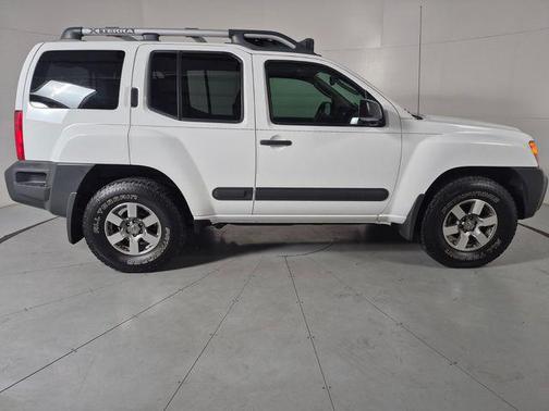 Avalanche 2012 Nissan Xterra PRO-4X