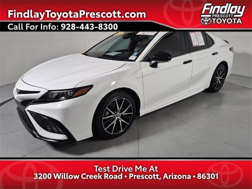 2024 Toyota Camry SE