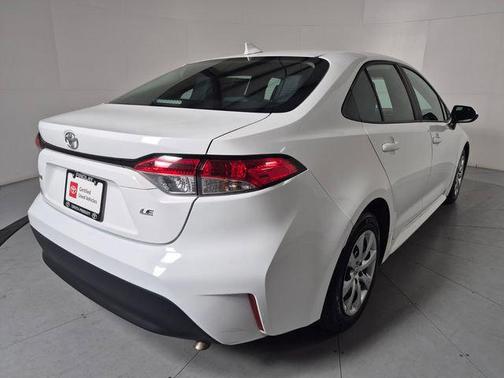 Ice Cap 2023 Toyota Corolla LE