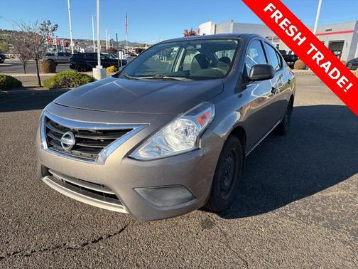 2015 Nissan Versa 1.6 S+