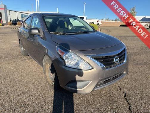 2015 Nissan Versa 1.6 S+