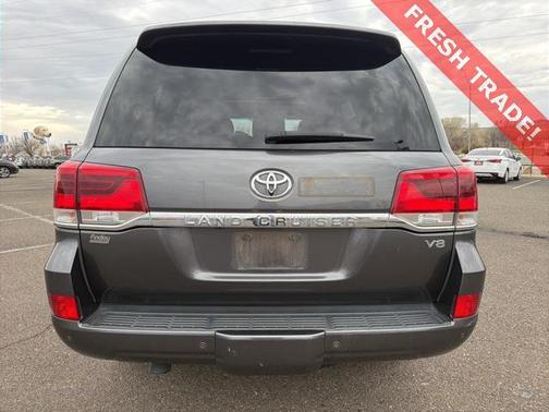 2020 Toyota Land Cruiser Base