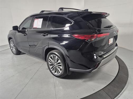 2020 Toyota Highlander Platinum