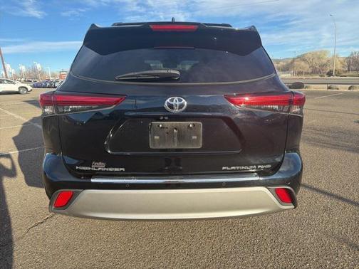 2020 Toyota Highlander Platinum