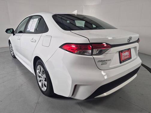 Super White 2021 Toyota Corolla LE
