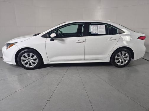 White 2021 Toyota Corolla LE