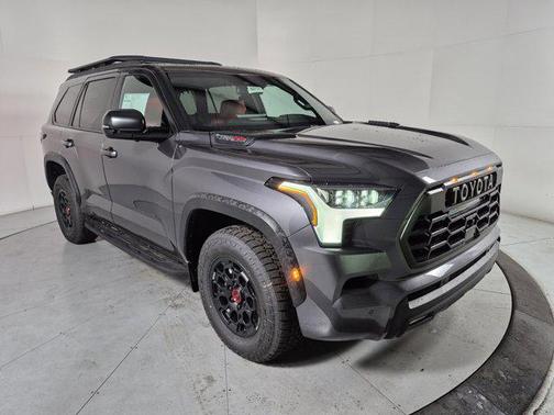 2025 Toyota Sequoia Base