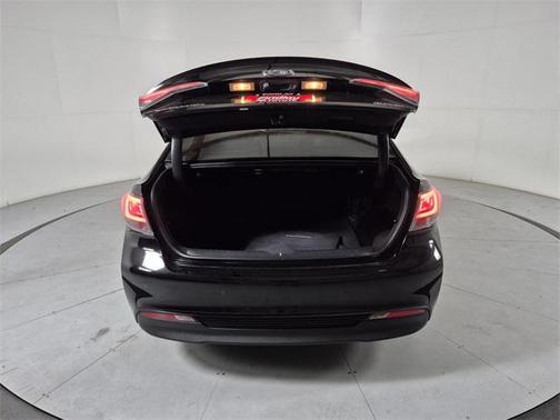 2017 Hyundai SONATA Hybrid Limited