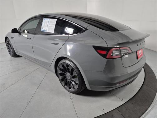 2023 Tesla Model 3 Performance