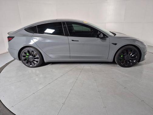 2023 Tesla Model 3 Performance