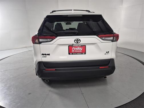 2025 Toyota RAV4 Hybrid LE