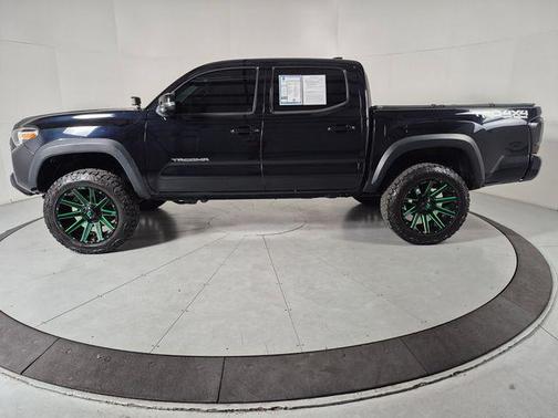 Midnight Black Metallic 2020 Toyota Tacoma TRD Off Road