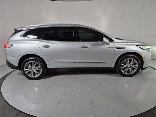 2022 Buick Enclave Premium