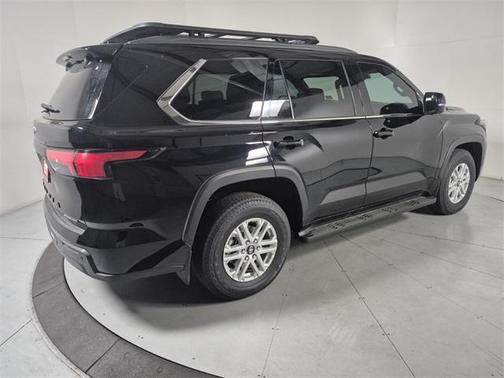 2025 Toyota Sequoia SR5
