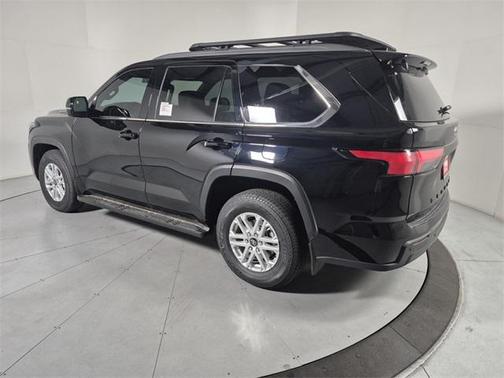 2025 Toyota Sequoia SR5