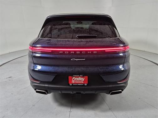2024 Porsche Cayenne Base